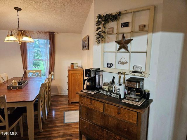 17508 Dreamers Lane, Glade Spring, VA 24340