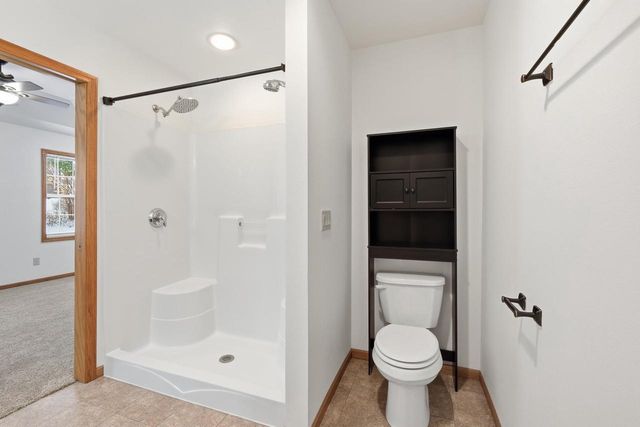 330 Waite Lane, Platteville, WI 53818