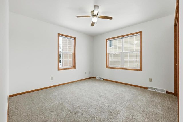 330 Waite Lane, Platteville, WI 53818