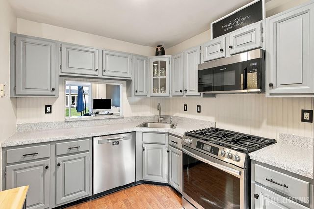 369 McDowell Drive, East Brunswick, NJ 08816