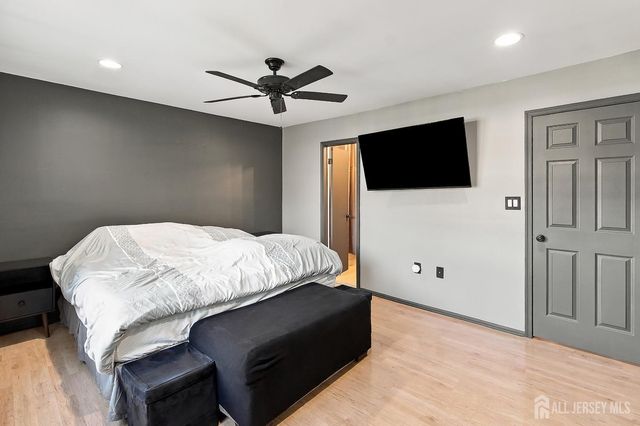 369 McDowell Drive, East Brunswick, NJ 08816