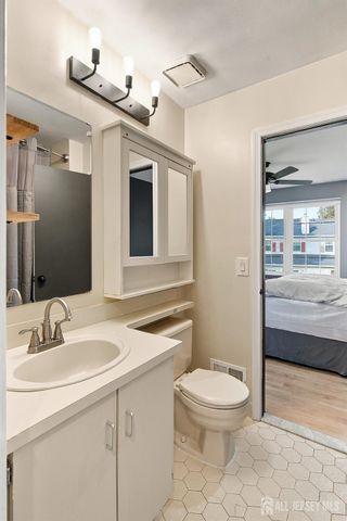 369 McDowell Drive, East Brunswick, NJ 08816
