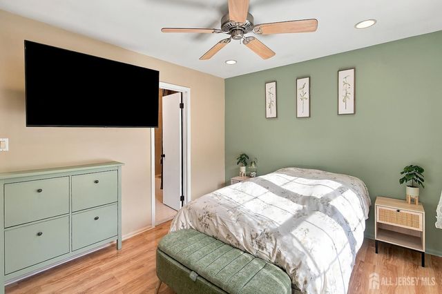 369 McDowell Drive, East Brunswick, NJ 08816