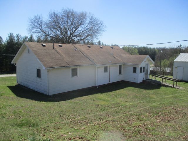 6413 County Road 5-403, Ava, MO 65608