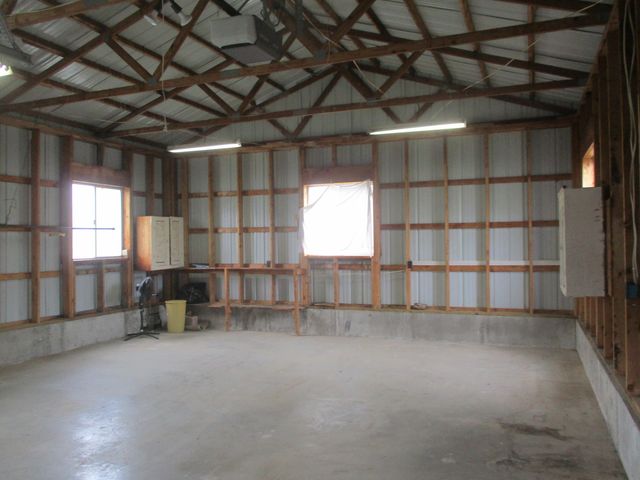 6413 County Road 5-403, Ava, MO 65608