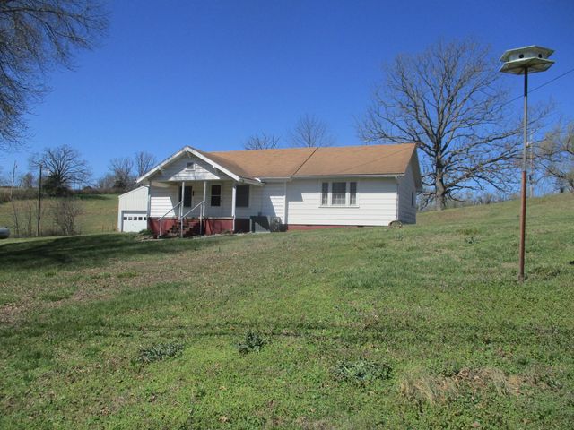 6413 County Road 5-403, Ava, MO 65608
