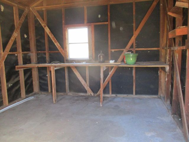 6413 County Road 5-403, Ava, MO 65608