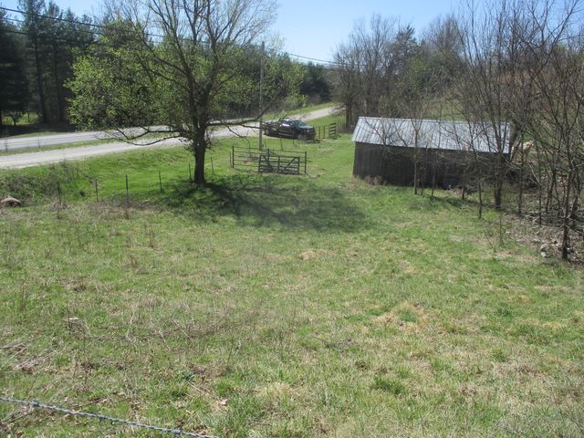 6413 County Road 5-403, Ava, MO 65608