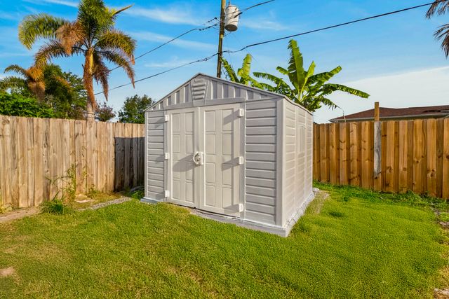 214 SE Duval Avenue, Port St. Lucie, Port St Lucie, FL 34983