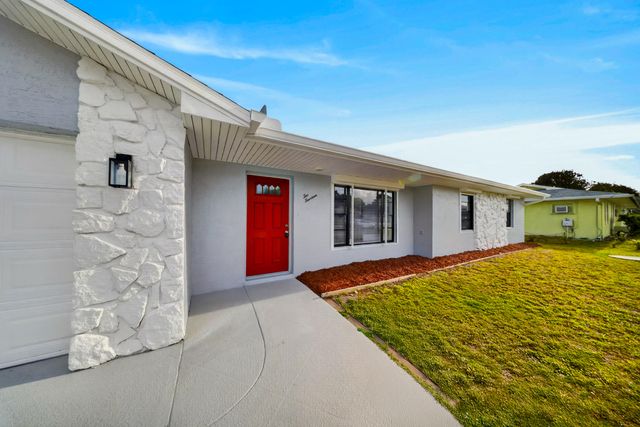 214 SE Duval Avenue, Port St. Lucie, Port St Lucie, FL 34983