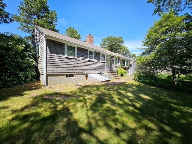26 Pine Tree Road, Chatham, MA 02659