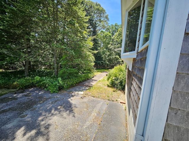 26 Pine Tree Road, Chatham, MA 02659