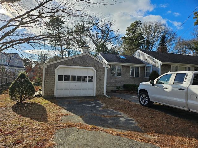 26 Pine Tree Road, Chatham, MA 02659