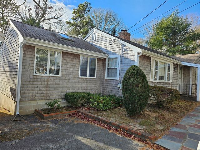 26 Pine Tree Road, Chatham, MA 02659