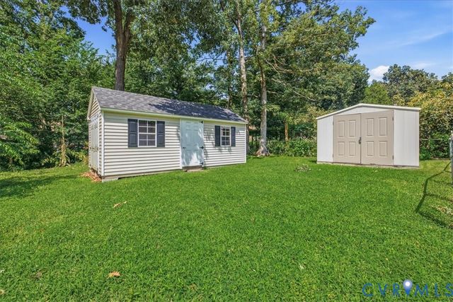 4524 Old Mesa Dr, North Chesterfield, VA 23237