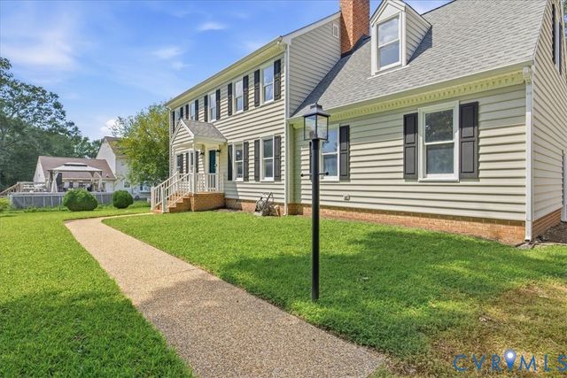 4524 Old Mesa Dr, North Chesterfield, VA 23237