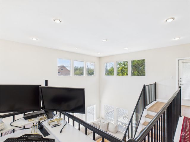 5306 Beacon DR A, Austin, TX 78734