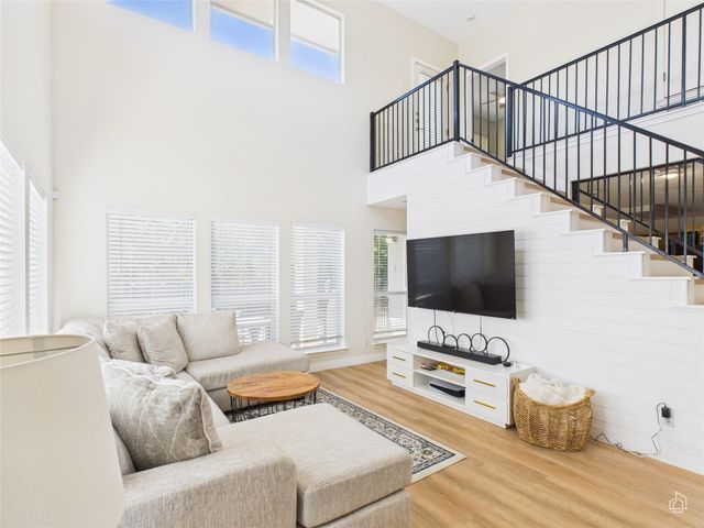 5306 Beacon DR A, Austin, TX 78734