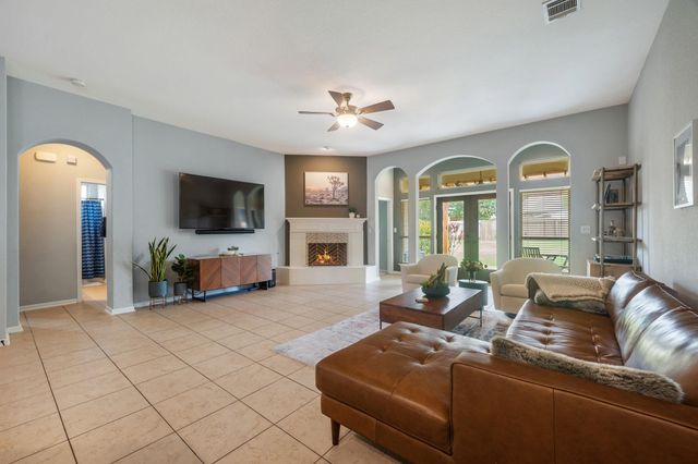 594 Ledge Stone DR, Austin, TX 78737