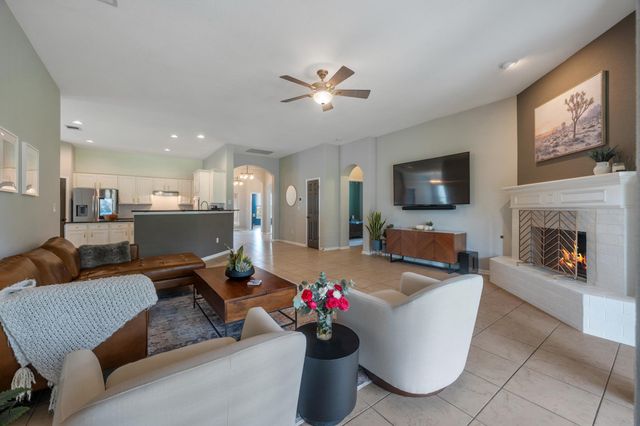 594 Ledge Stone DR, Austin, TX 78737