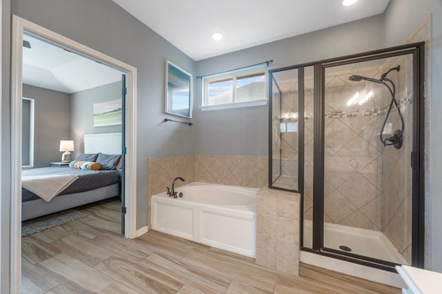594 Ledge Stone DR, Austin, TX 78737