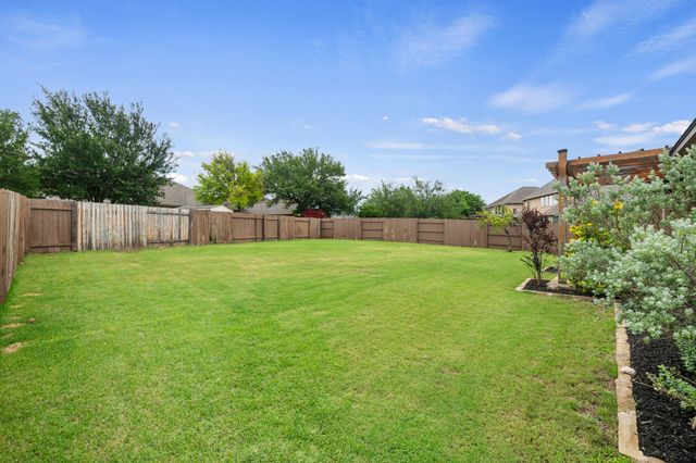 594 Ledge Stone DR, Austin, TX 78737