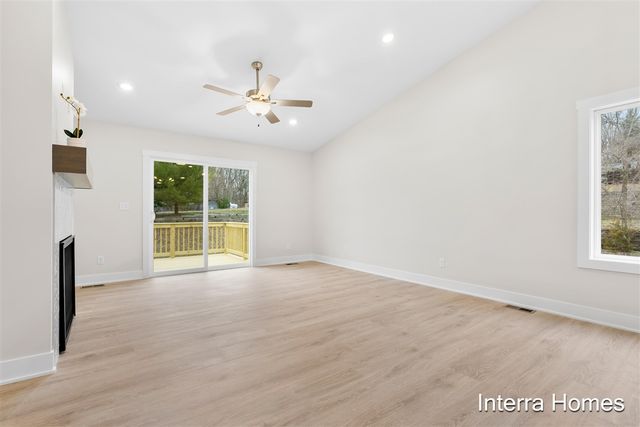 1577 N Village Circle, Kalamazoo, MI 49009