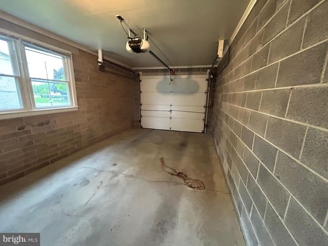 111 SANDY CIRCLE, Chambersburg, PA 17202