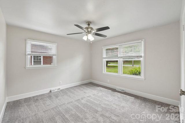 3624 Sargeant Drive, Charlotte, NC 28217