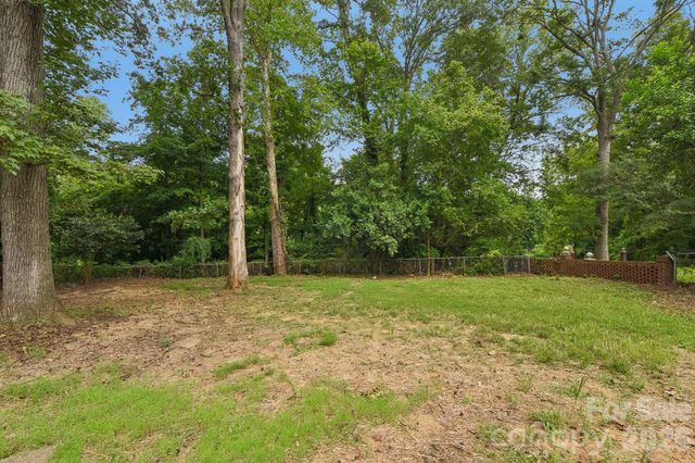 3624 Sargeant Drive, Charlotte, NC 28217