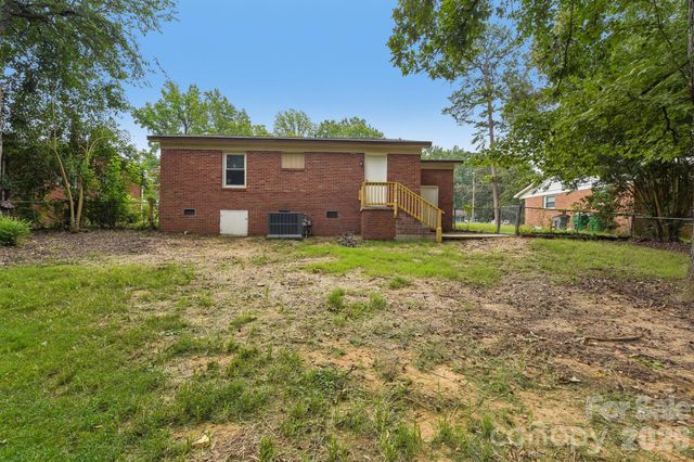 3624 Sargeant Drive, Charlotte, NC 28217