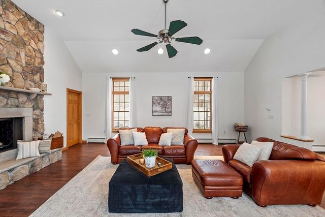 260 Willow Ave, Haverhill, MA 01835