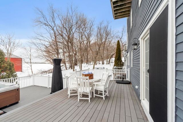 260 Willow Ave, Haverhill, MA 01835