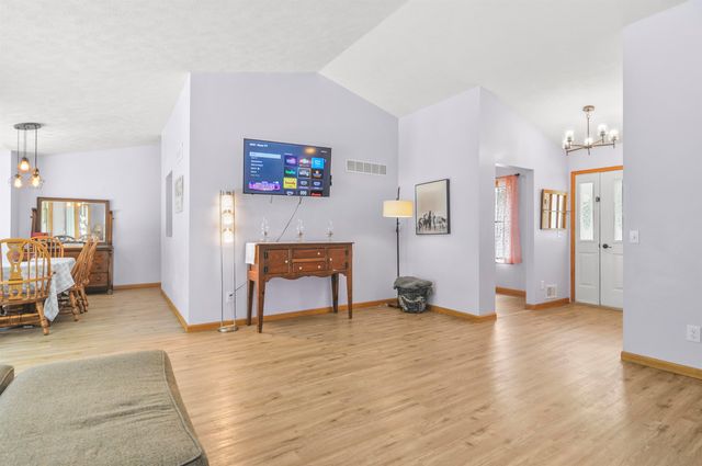 8150 Carriage Lane, Morton Twp, MI 49346