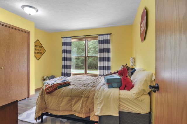 8150 Carriage Lane, Morton Twp, MI 49346