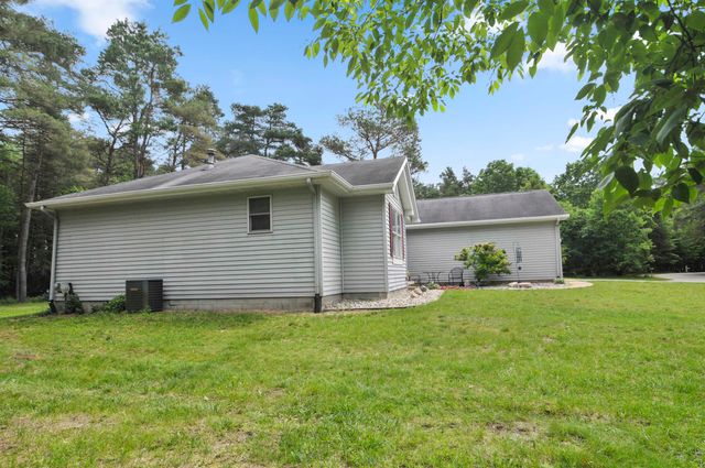 8150 Carriage Lane, Morton Twp, MI 49346