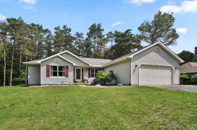 8150 Carriage Lane, Morton Twp, MI 49346
