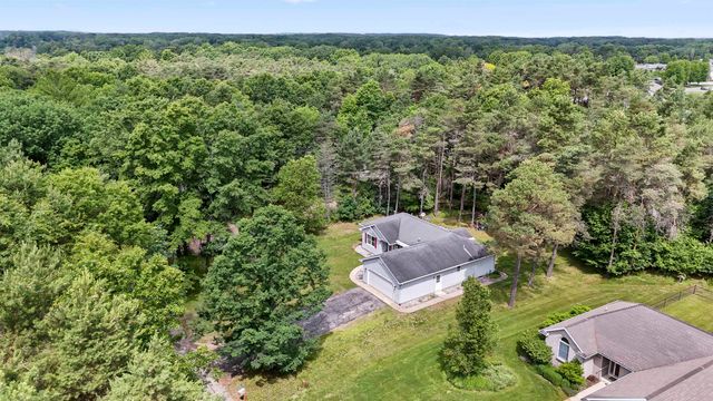 8150 Carriage Lane, Morton Twp, MI 49346