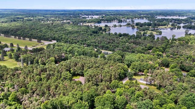 8150 Carriage Lane, Morton Twp, MI 49346