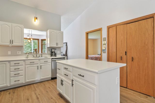 8150 Carriage Lane, Morton Twp, MI 49346
