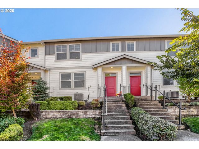 884 N 18TH Ave, Cornelius, OR 97113