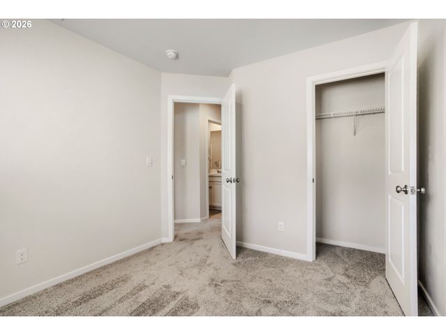 884 N 18TH Ave, Cornelius, OR 97113