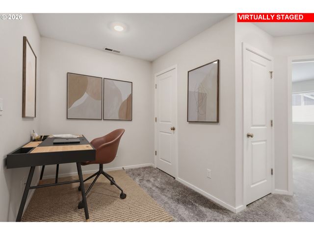 884 N 18TH Ave, Cornelius, OR 97113
