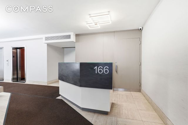 166 E 35th St Apt 5C, New York City, NY 10016