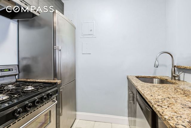 166 E 35th St Apt 5C, New York City, NY 10016