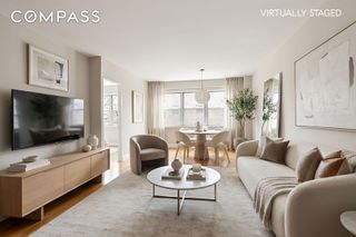 166 E 35th St Apt 5C, New York City, NY 10016