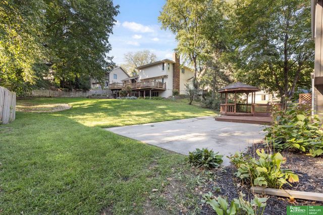 910 Wolf Lane, Bellevue, NE 68005