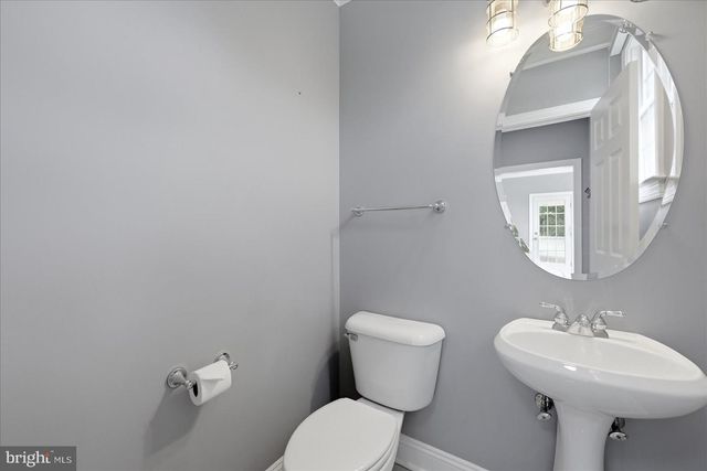 104 BRAMBLE CT, Winchester, VA 22602