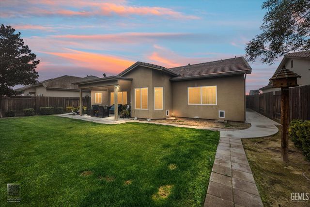 9111 Ribston Ave, Bakersfield, CA 93312