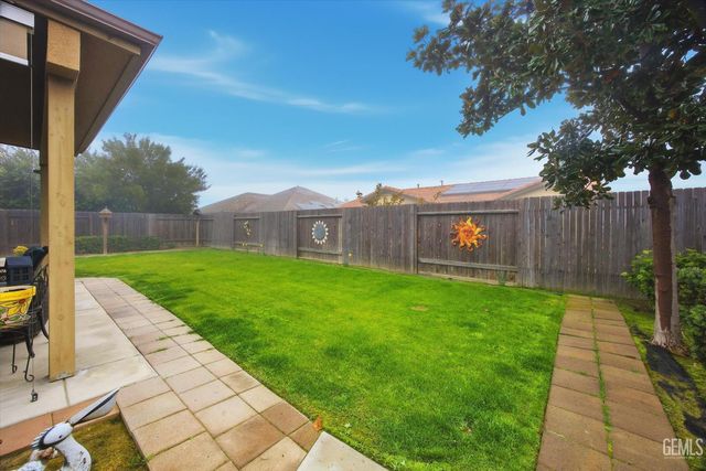 9111 Ribston Ave, Bakersfield, CA 93312